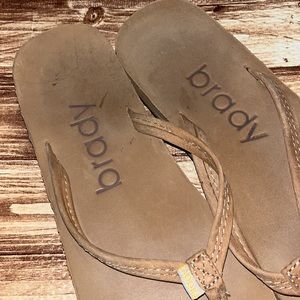 🩴 🕶🩴 •🐄 BRADY 🐄• 🩴🕶🩴• Sz. 8